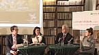 Adrian Kelly, Sabine Coelsch-Foisner, Leonhard Thun-Hohenstein und Tamara Yasmin Bauer (v.l.n.r.) Bild: Adrian Kelly, Sabine Coelsch-Foisner, Leonhard Thun-Hohenstein und Tamara Yasmin Bauer (v.l.n.r.)