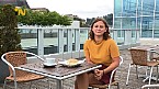 Moderatorin Lisa-Maria Stritzinger bei der Moderation von PlugIn 44 Bild: Moderatorin Lisa-Maria Stritzinger bei der Moderation von PlugIn 44